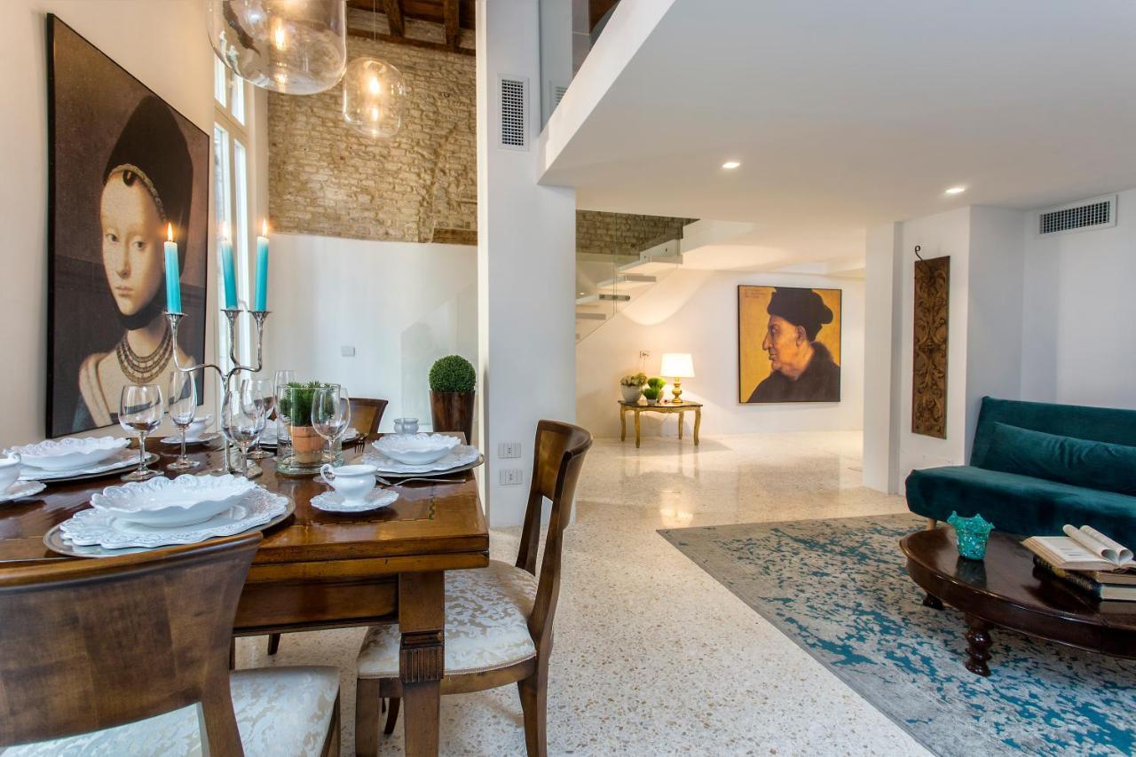 Italiahaus - Ca' Olivo Loft With Canal View In Rialto Venice Lejlighed Eksteriør billede