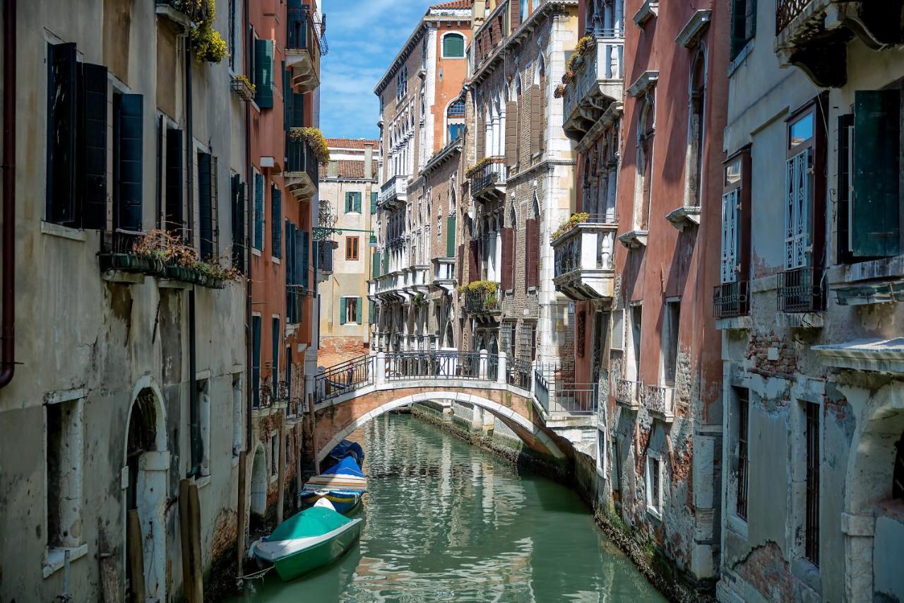 Italiahaus - Ca' Olivo Loft With Canal View In Rialto Venice Lejlighed Eksteriør billede