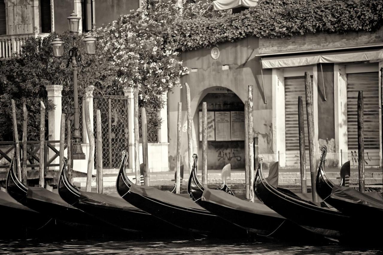 Italiahaus - Ca' Olivo Loft With Canal View In Rialto Venice Lejlighed Eksteriør billede